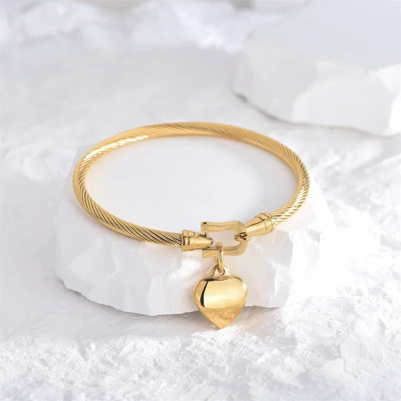 LumaHeart Bracelet – radiant and chic