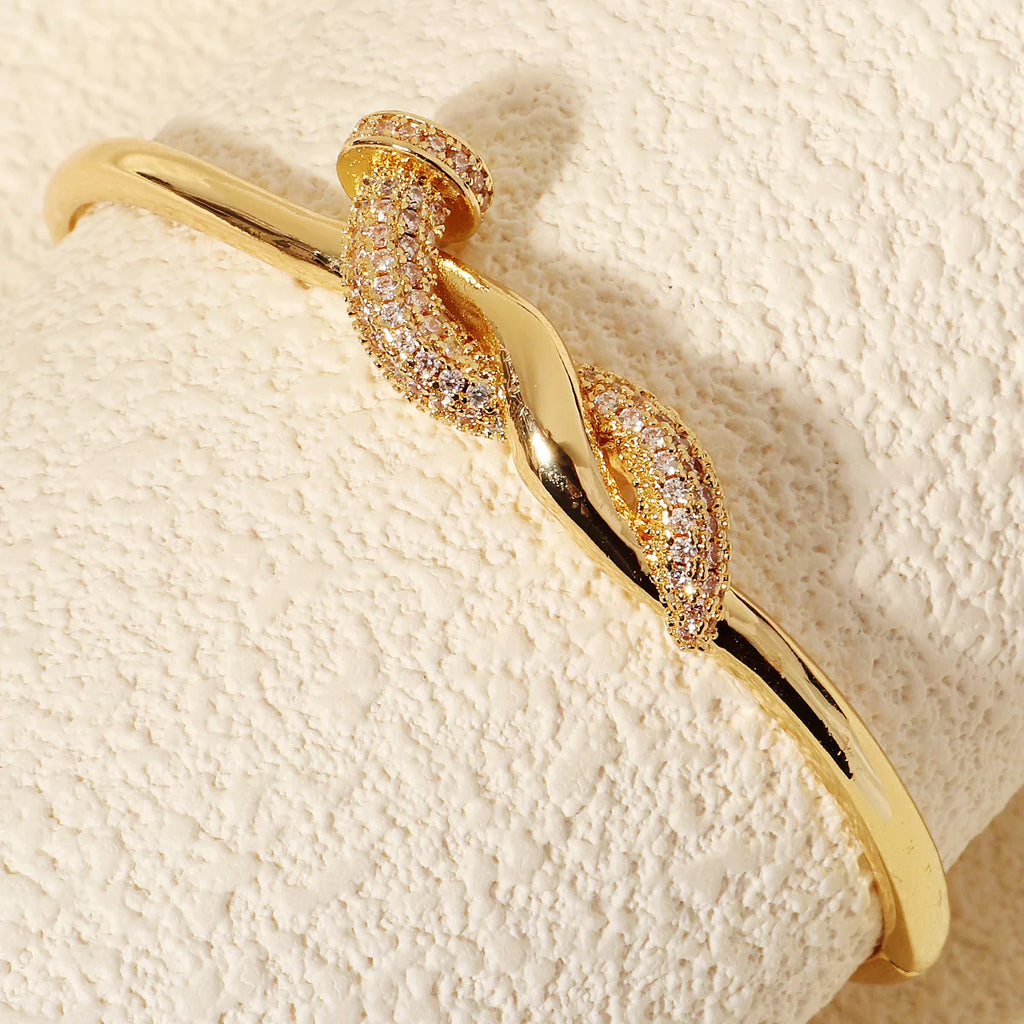 ViperBand – bold, sleek, and trendy