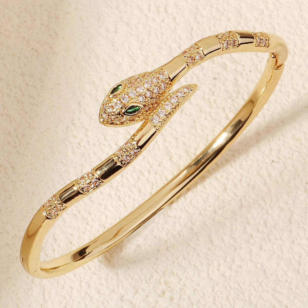 ViperBand – bold, sleek, and trendy